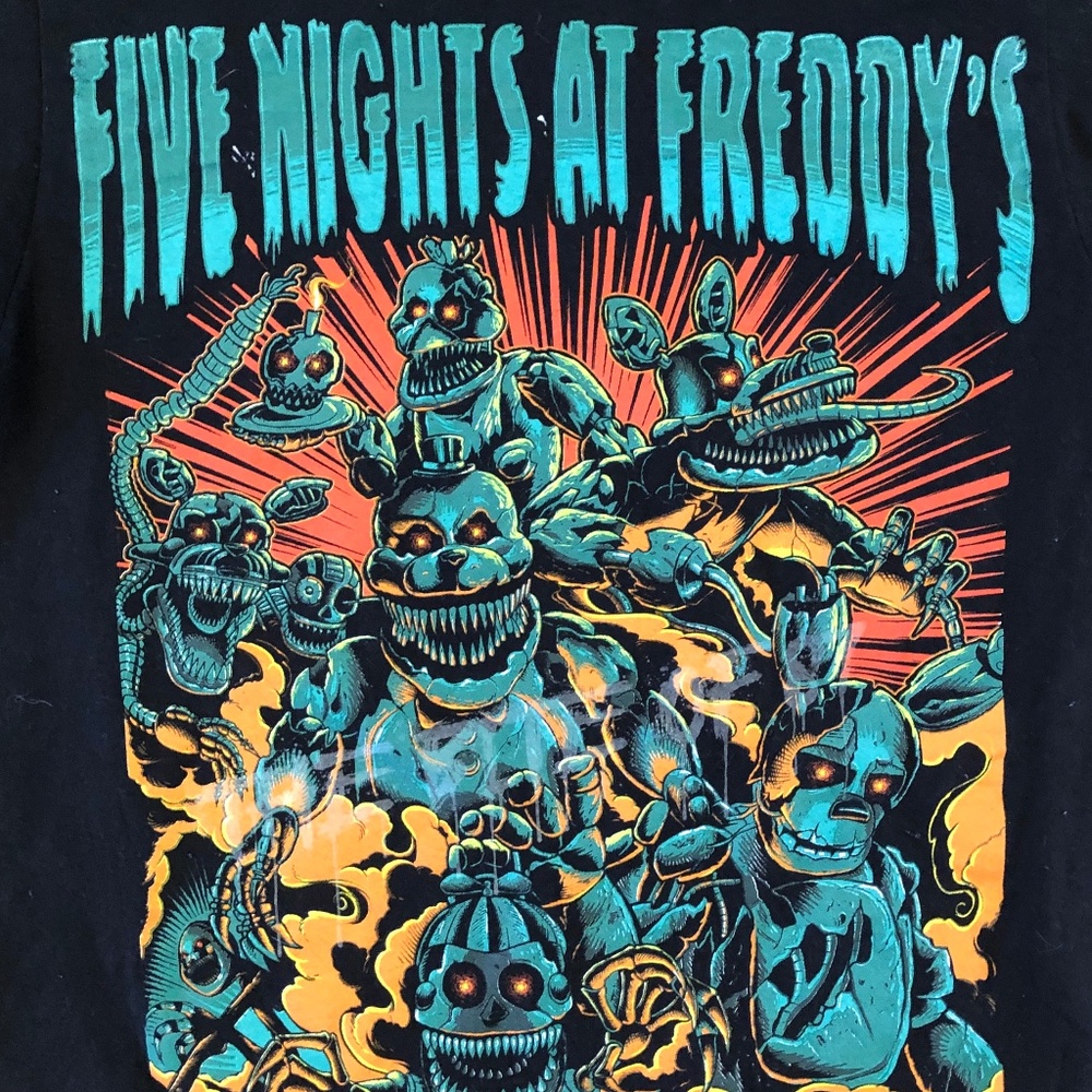 Five Nights at Freddie’s Graphic T-shirt sz M (read) 100% Cotton